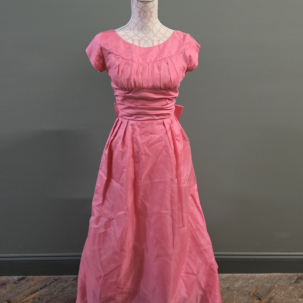 Elegant Pink Maxi Dress